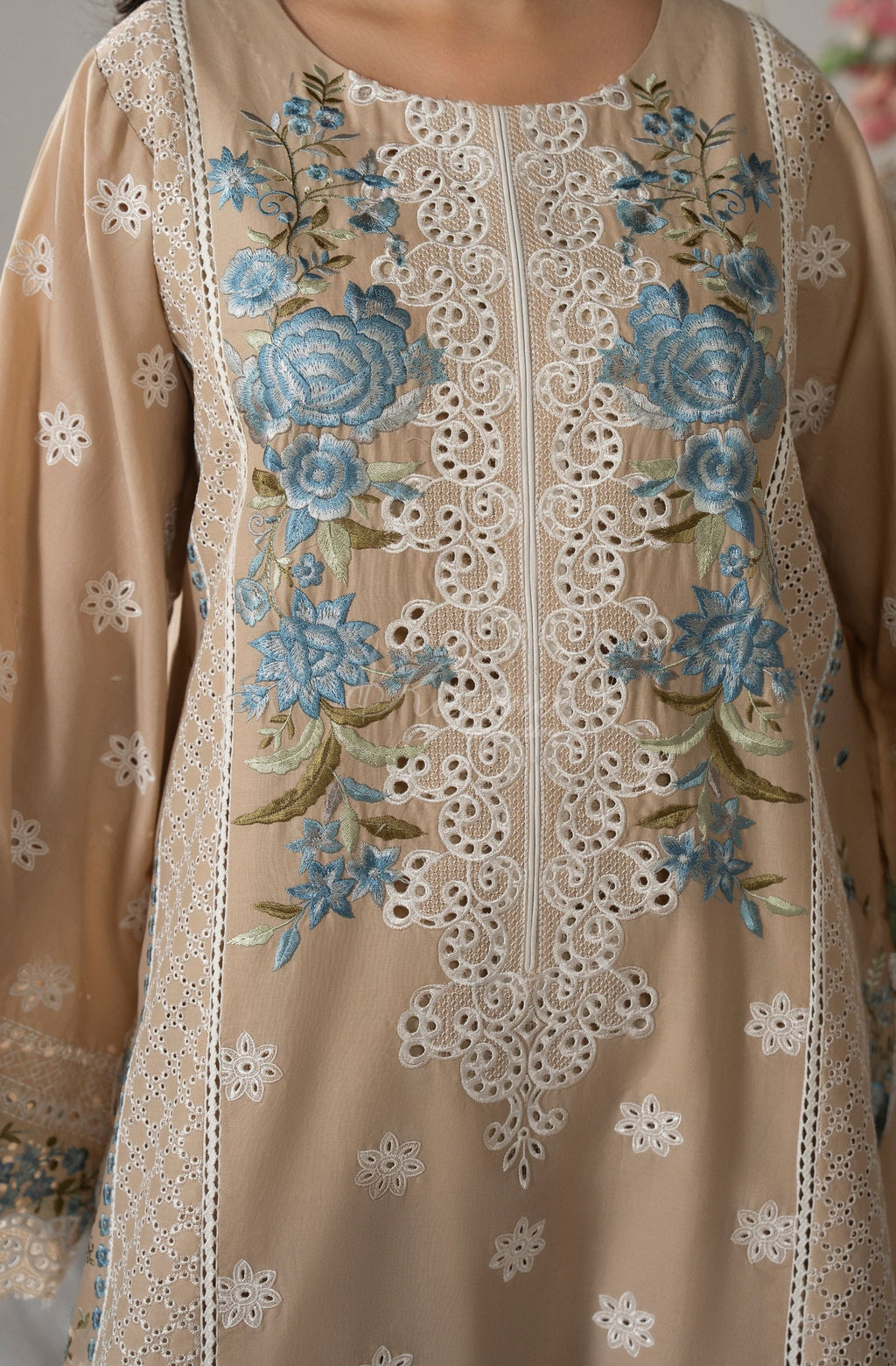 LIGHT TAUPE side view