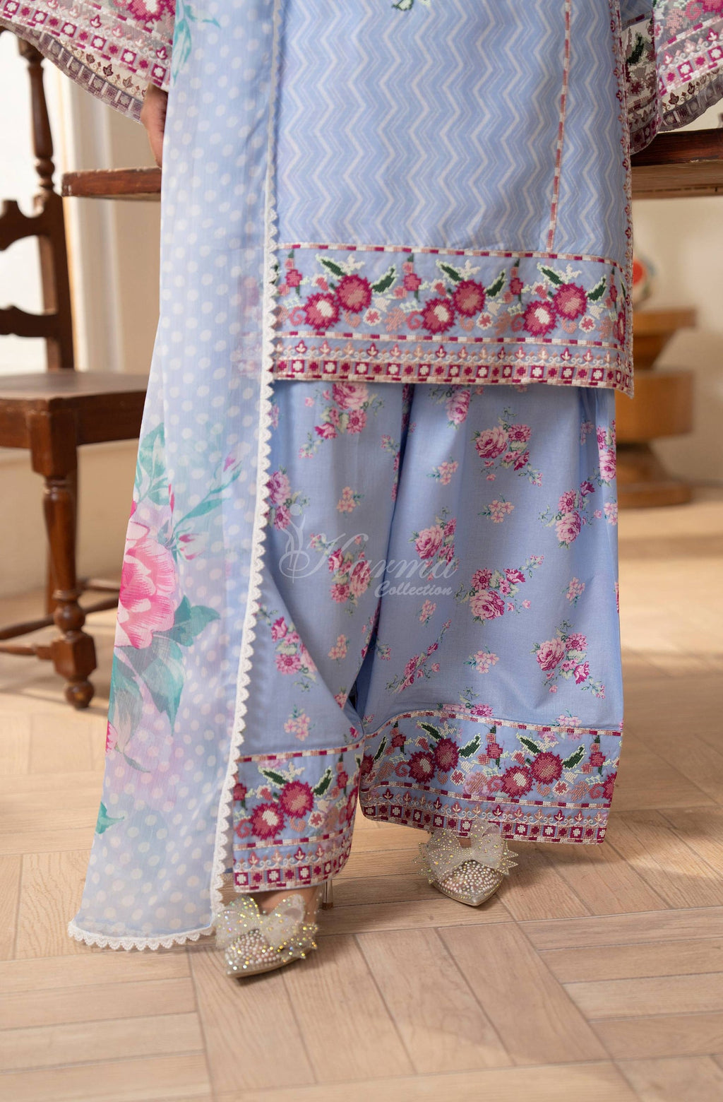 Frost Blue - Gul-Mahar by Karma view 4