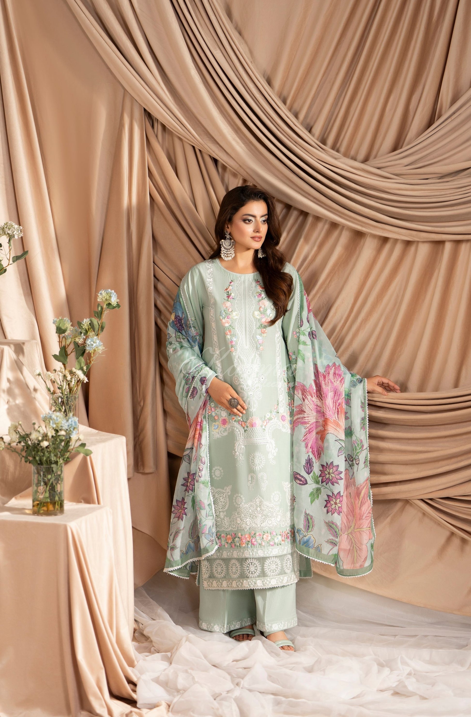 SOFT GREEN dupatta spread view