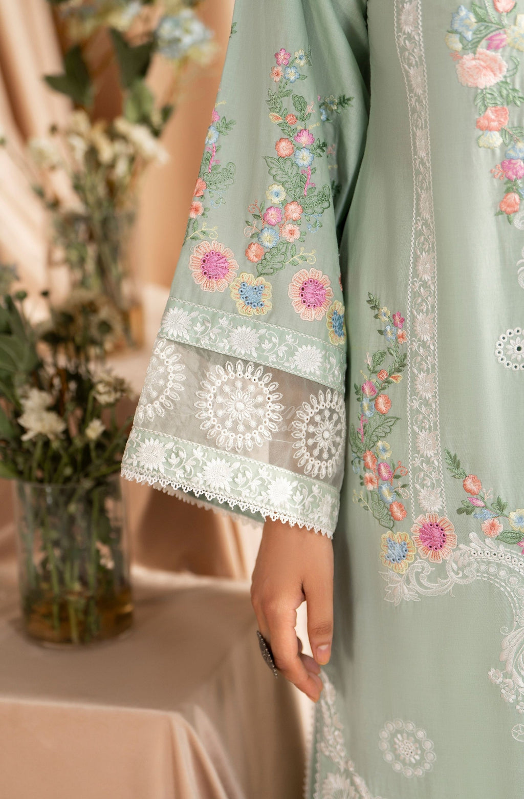 SOFT GREEN embroidery detail