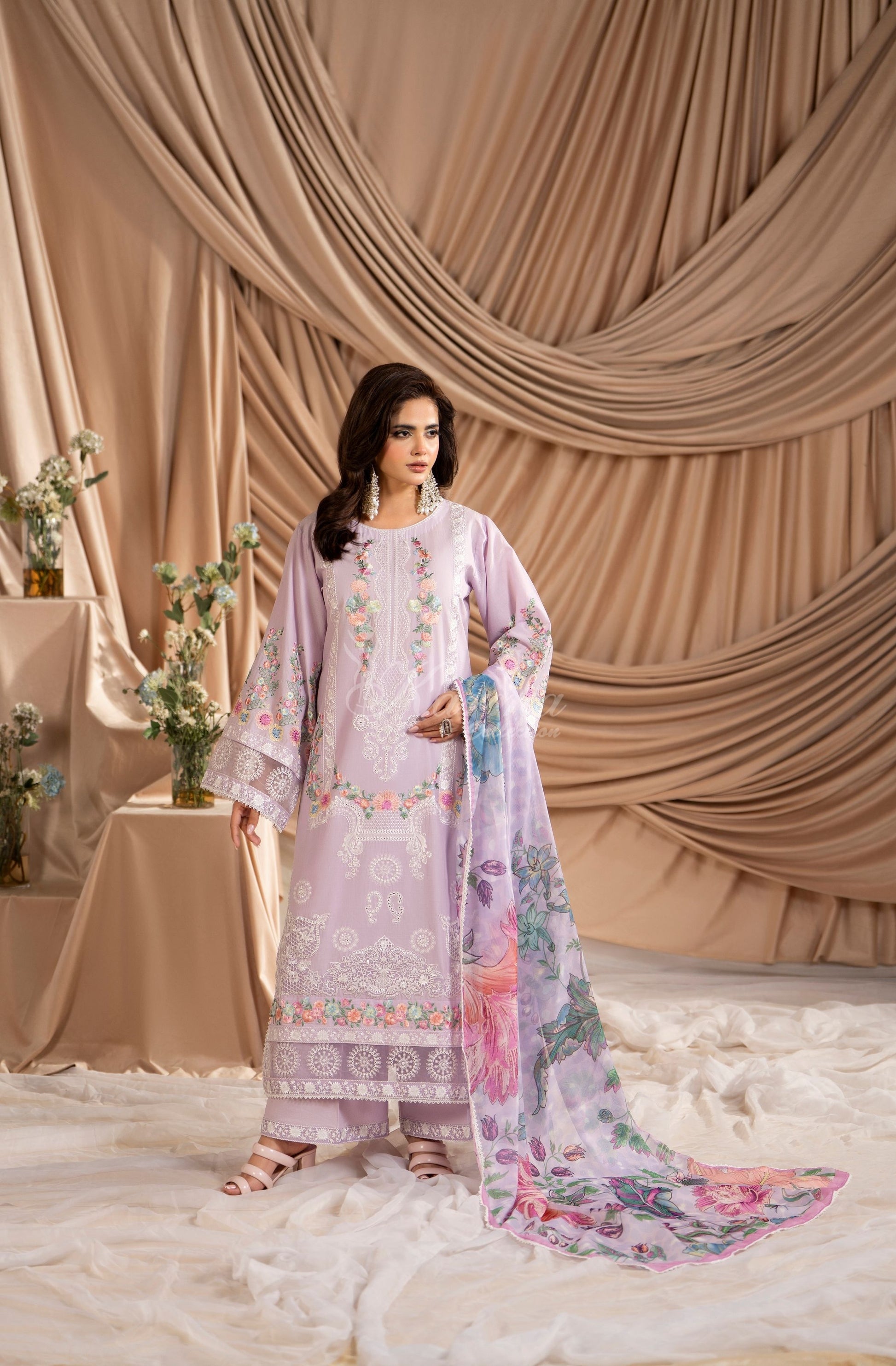 PASTEL MAUVE dupatta detail