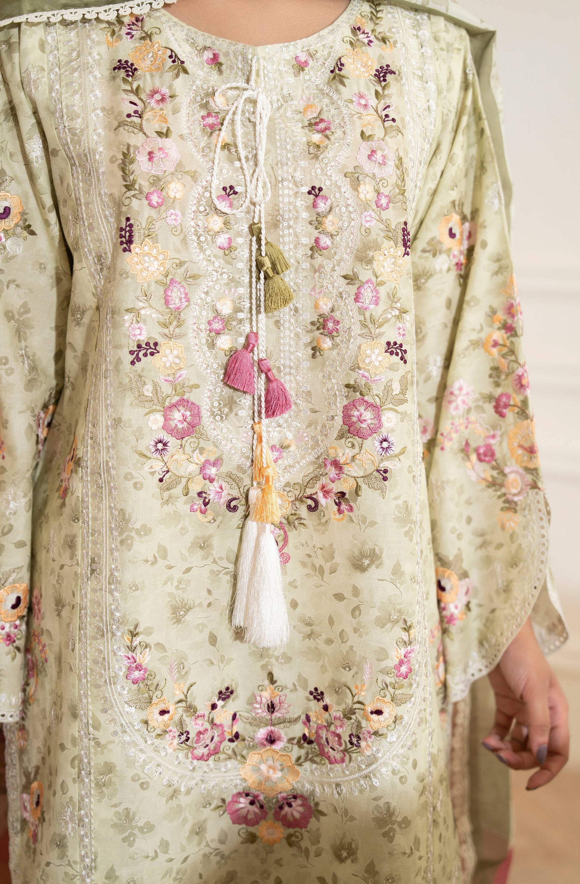 Pistachio - Gul-Mahar by Karma back view