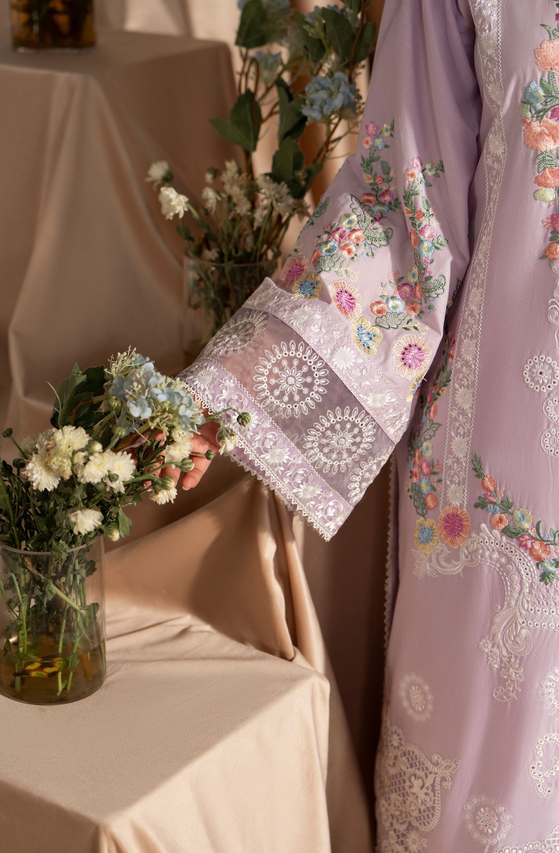 PASTEL MAUVE side view