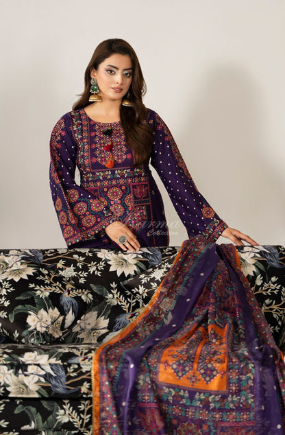DARK PLUM - Front portrait with dupatta