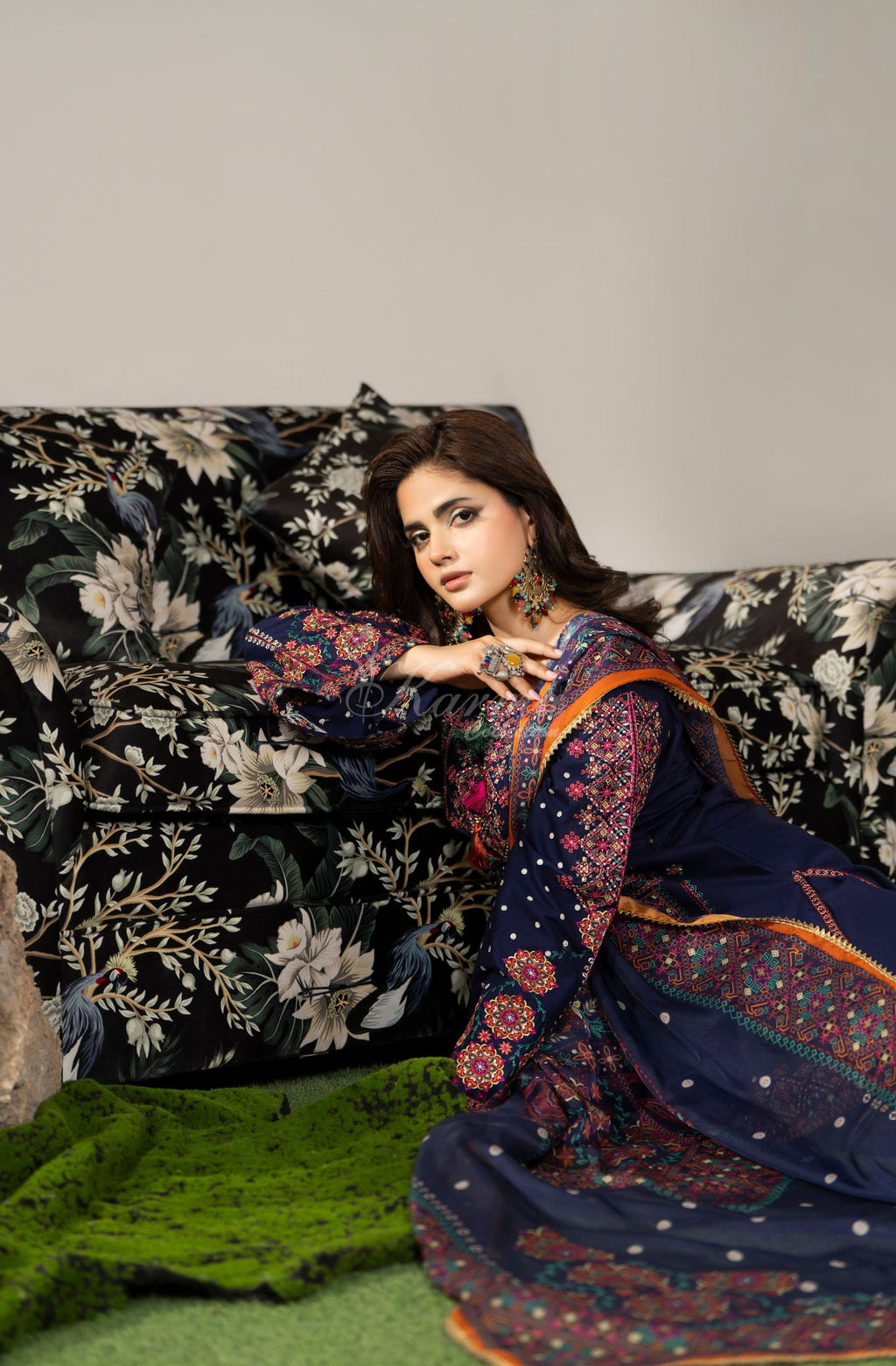 DARK NAVY - Model seated with dupatta