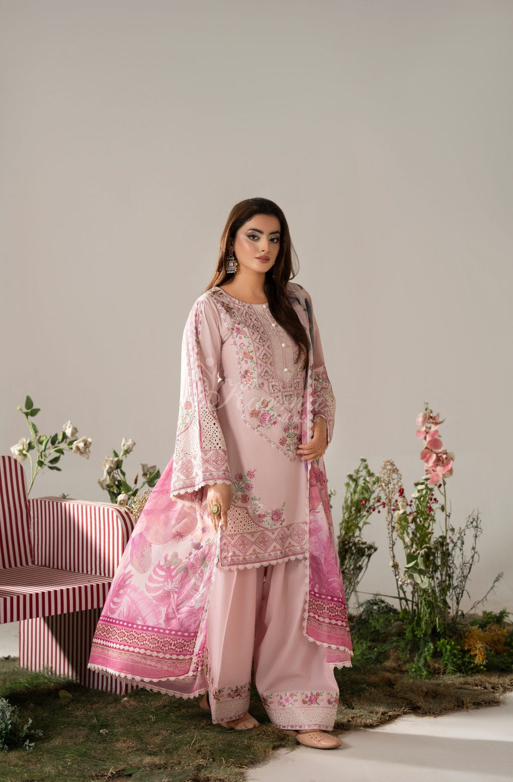SOFT PINK additional view 4