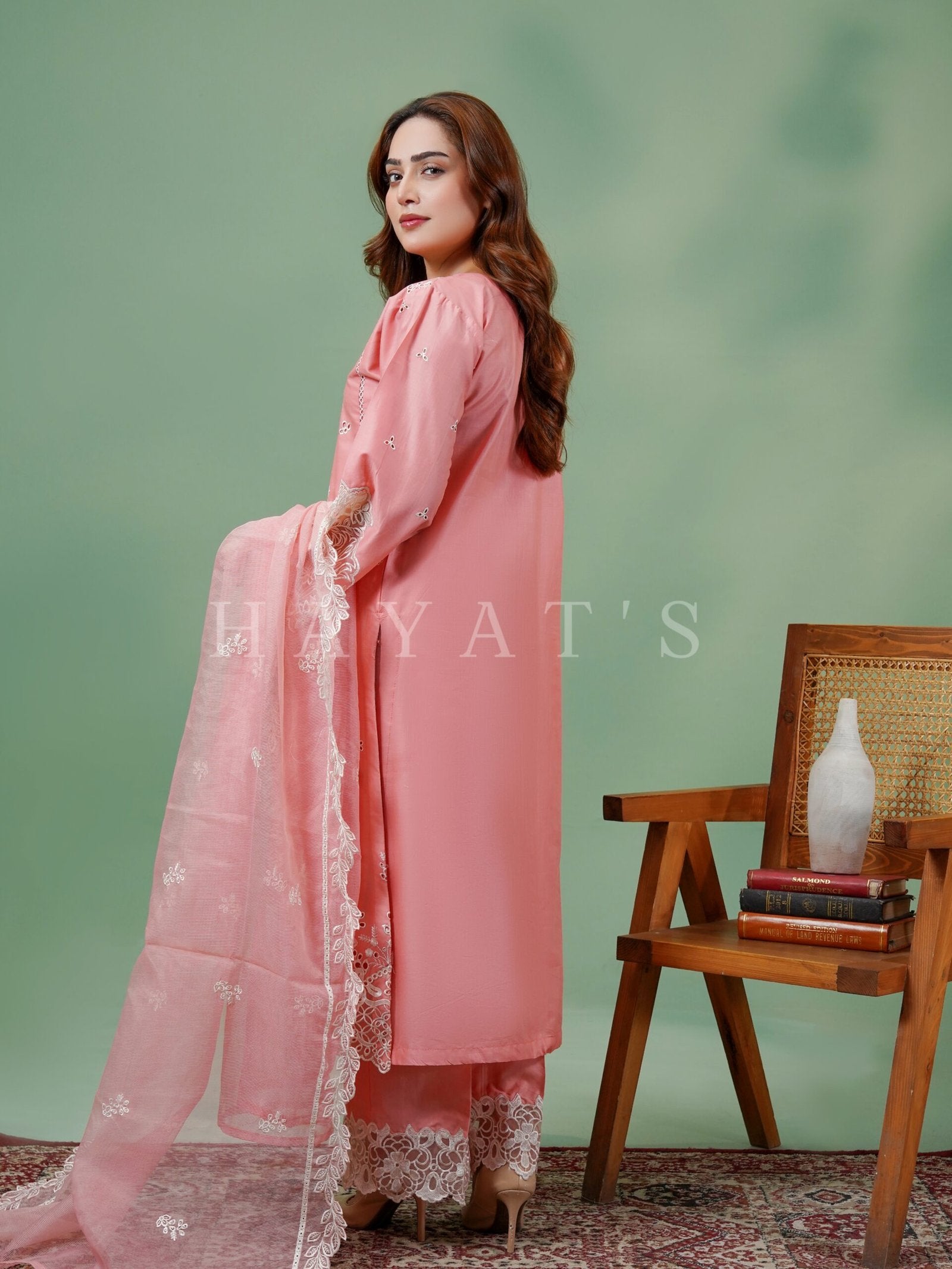 Husn e Hayat Design 2 Pink - Close Up